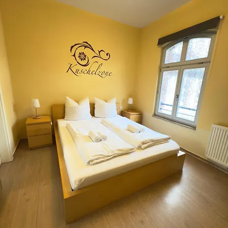 Raha - Historischer Charme Direkt Am Domplatz Apartment