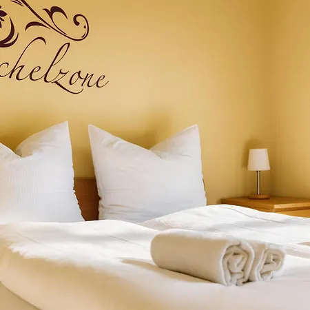 Raha - Historischer Charme Direkt Am Domplatz דירה