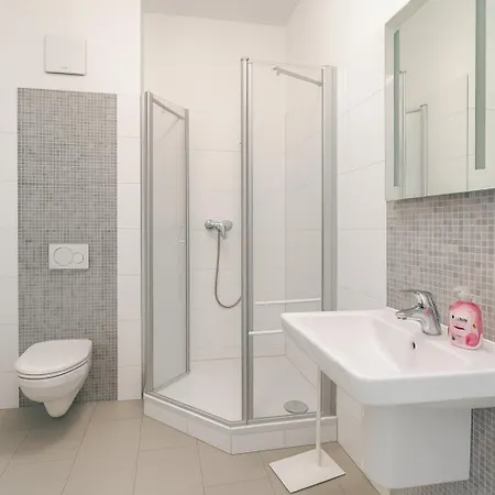 Raha - Historischer Charme Direkt Am Domplatz ארפורט