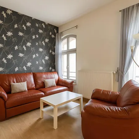 Raha - Historischer Charme Direkt Am Domplatz Apartmán